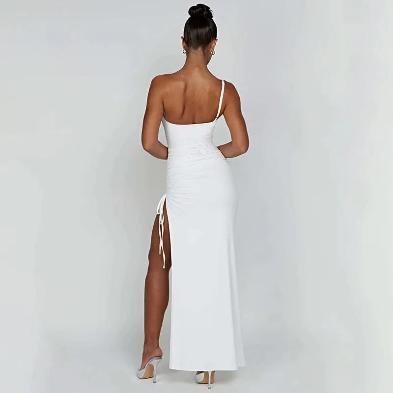 Robe Élégance Fendue